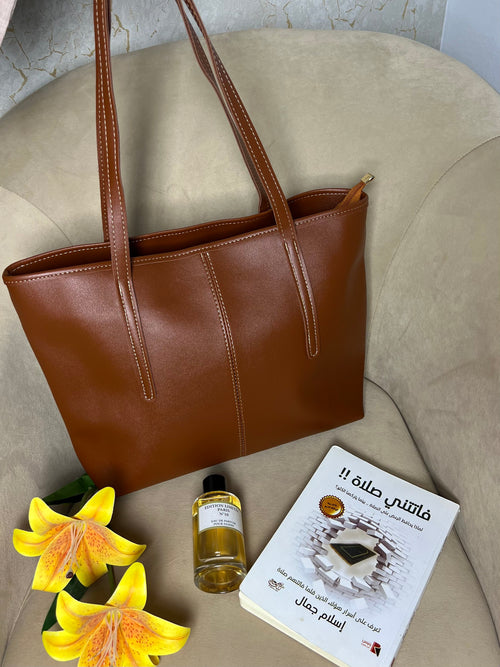 Model Minimaliste by Sac DZ