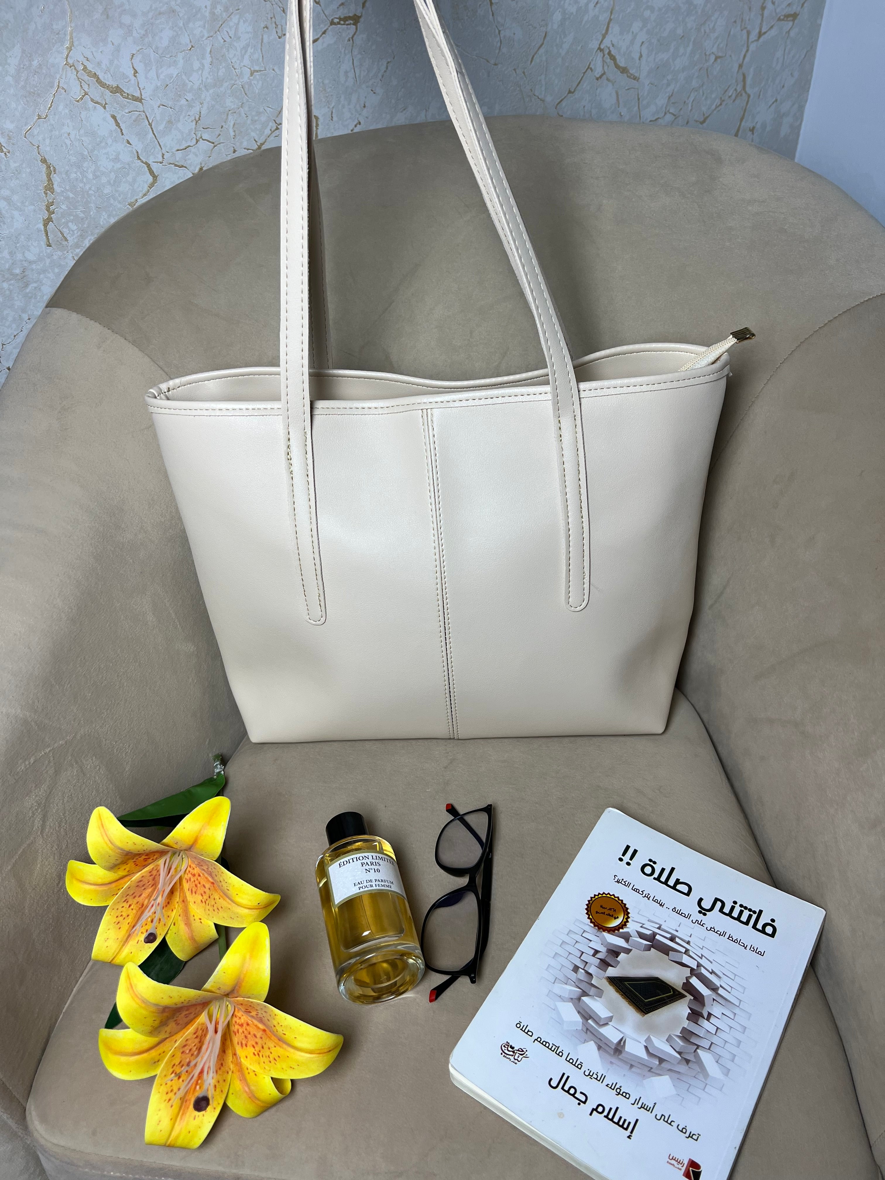 Model Minimaliste by Sac DZ